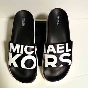 Michael Kors Slides Size 10